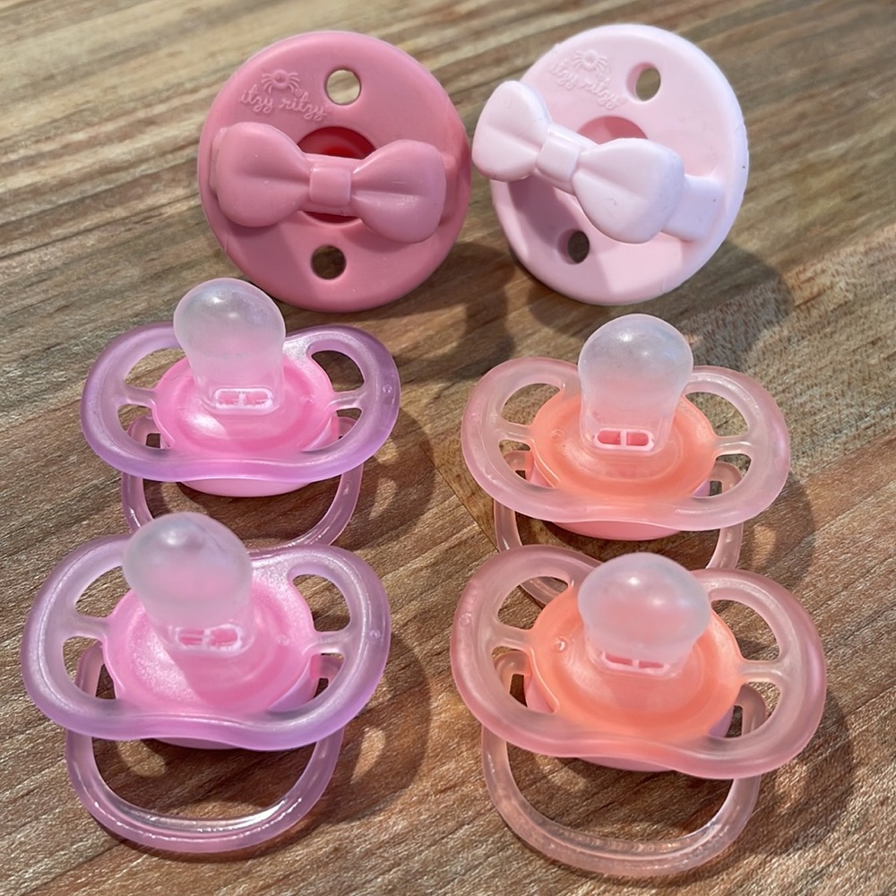 0-6M Pacifier Sampler! Pink Coral Itzy Ritzy Bow & Avent Ultra Air STERILIZED